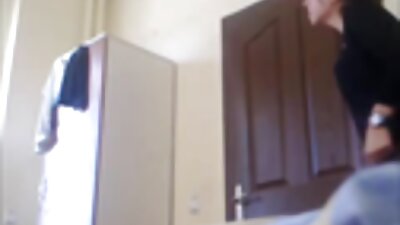 Nestašni tinejdžer žali zbog jebenog starijeg tipa iz susjedstva