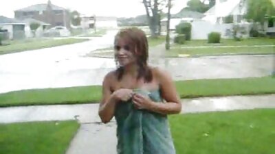 Naughty Girl snima jebanje crvenokosog prijatelja